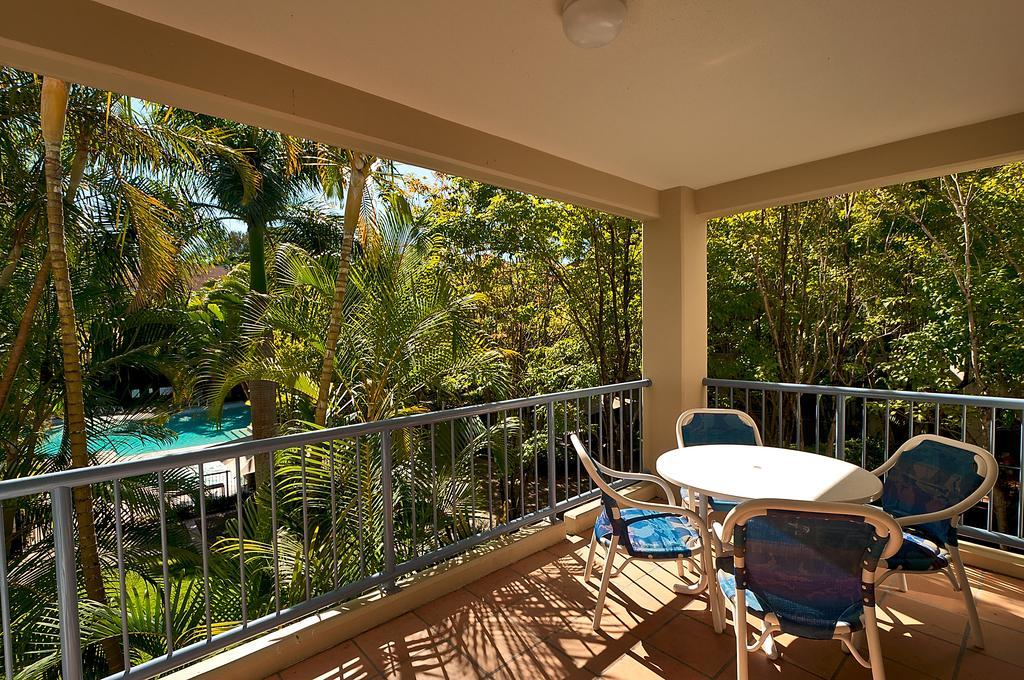 Sanctuary Lake Apartments Gold Coast Exterior photo